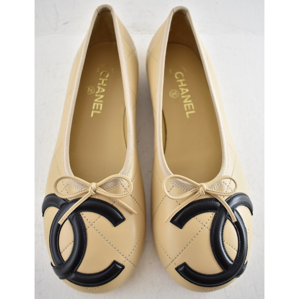 Chanel 26M Coco Beach Cambon Beige Black CC XL Logo Ballet Ballerina Flat 37 - Picture 10 of 16